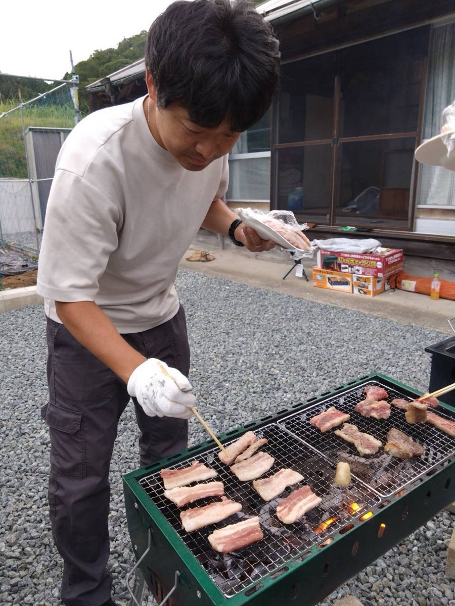 三重の祖父母の家で家族そろって楽しんだバーベキュー
